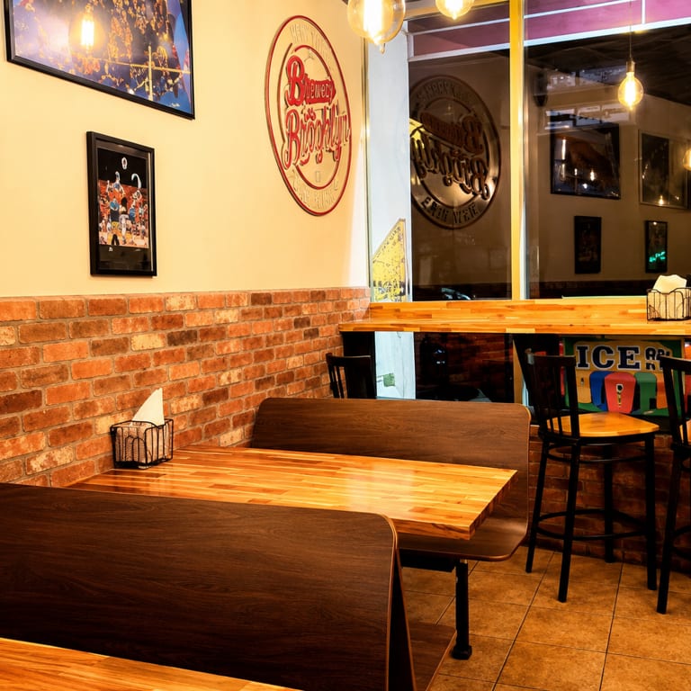 Dine In at Dunwoodie Pizzeria