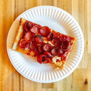 Spicy Square Pizza